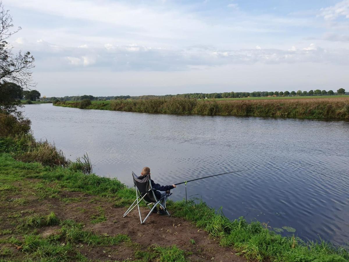 Vakantiehuis De Veldhoen Vrijgelegen Nabij De Rivier De Vecht Beerze Exteriör bild